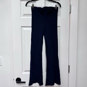 DONNI. Rib Kick Flare Pants | Navy Blue